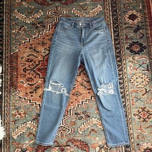 American Eagle Mom Jeans